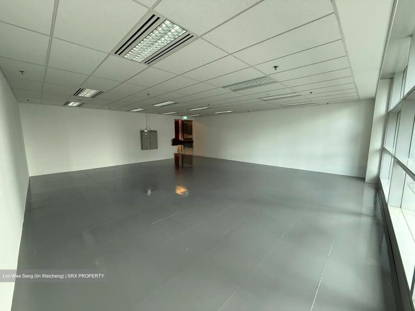 Samsung Hub (D1), Office #459218041